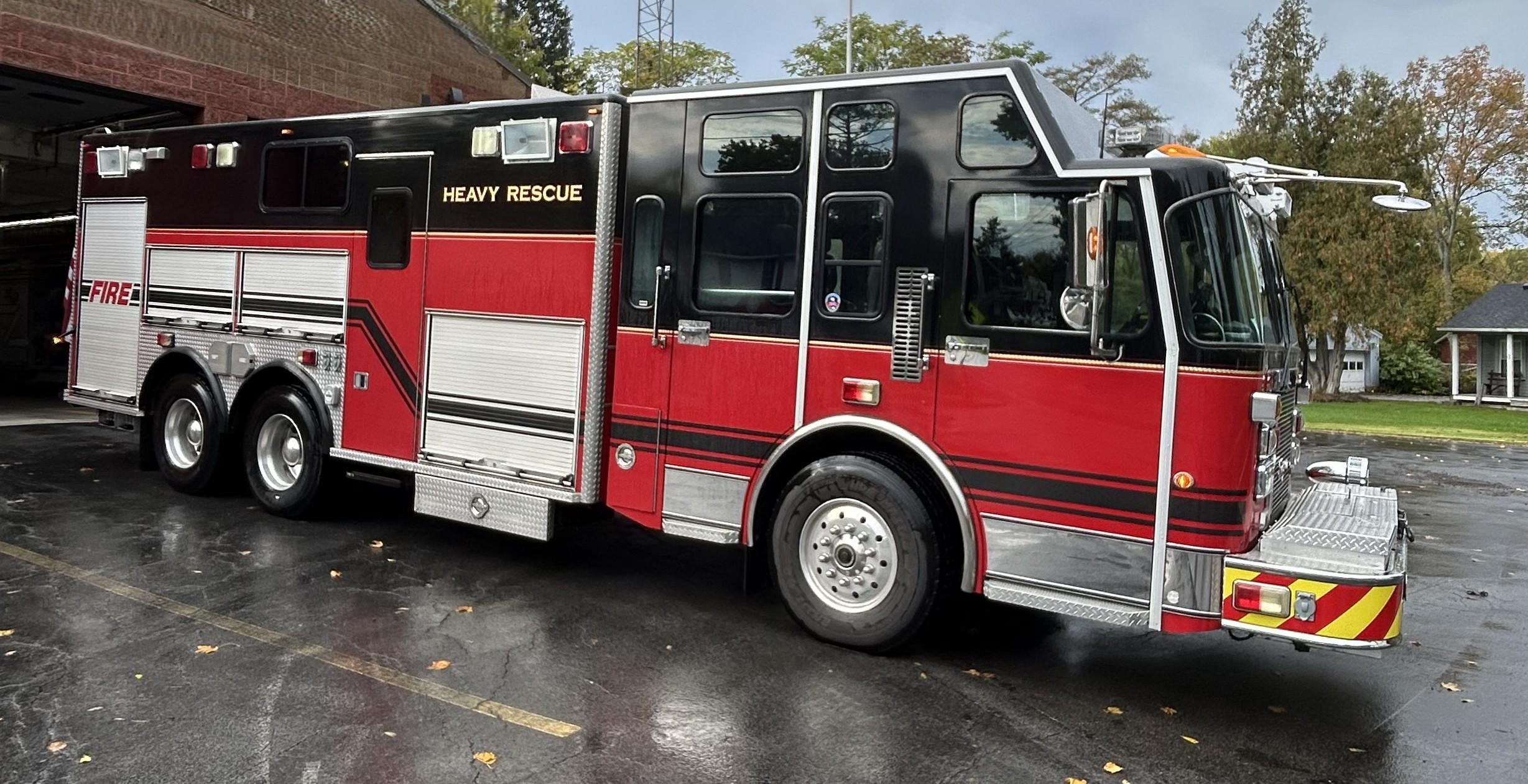 1999 Spartan Heavy Rescue - image 14