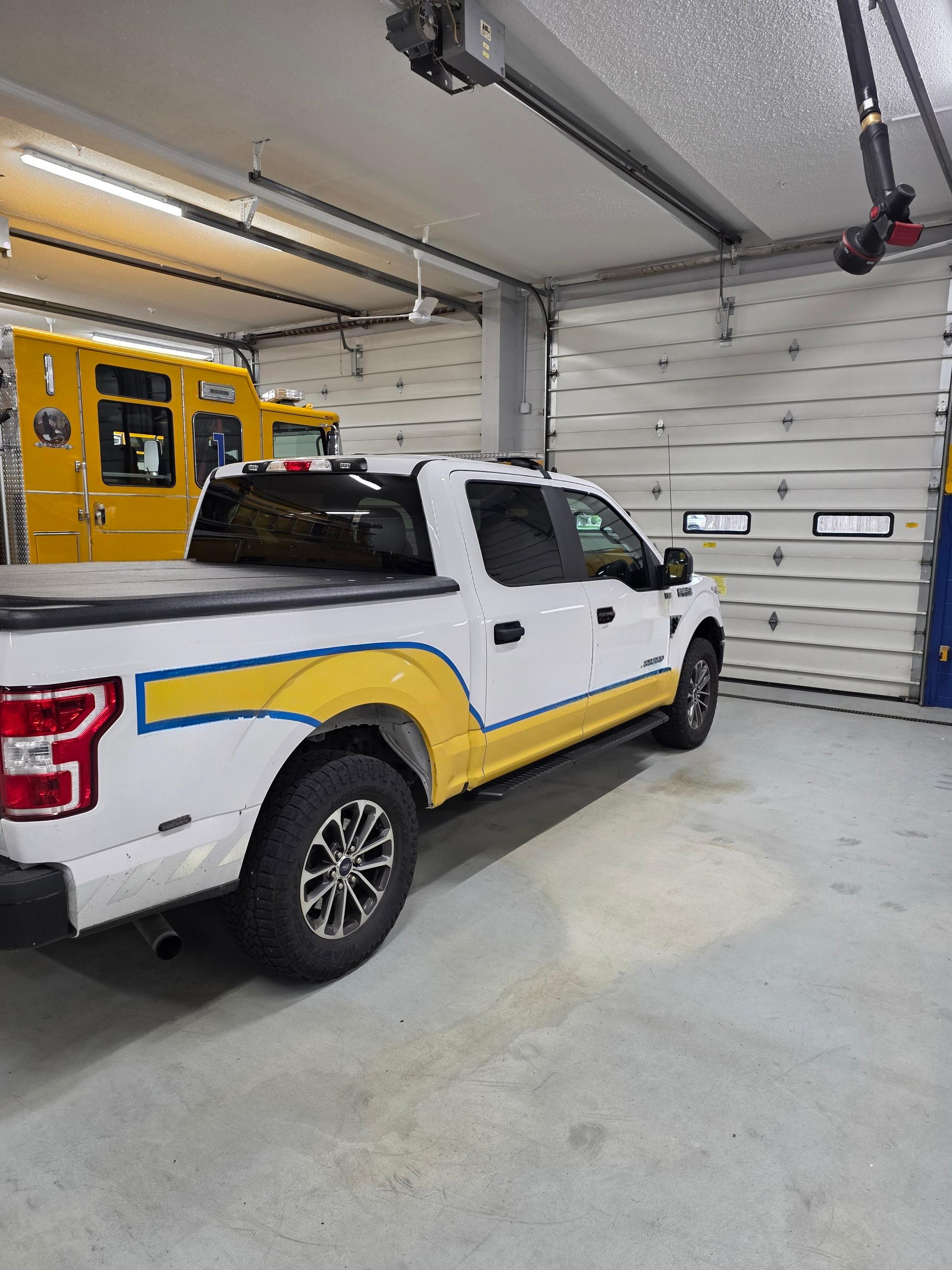 2020 Ford F-150 4x4 Command Truck - image 5