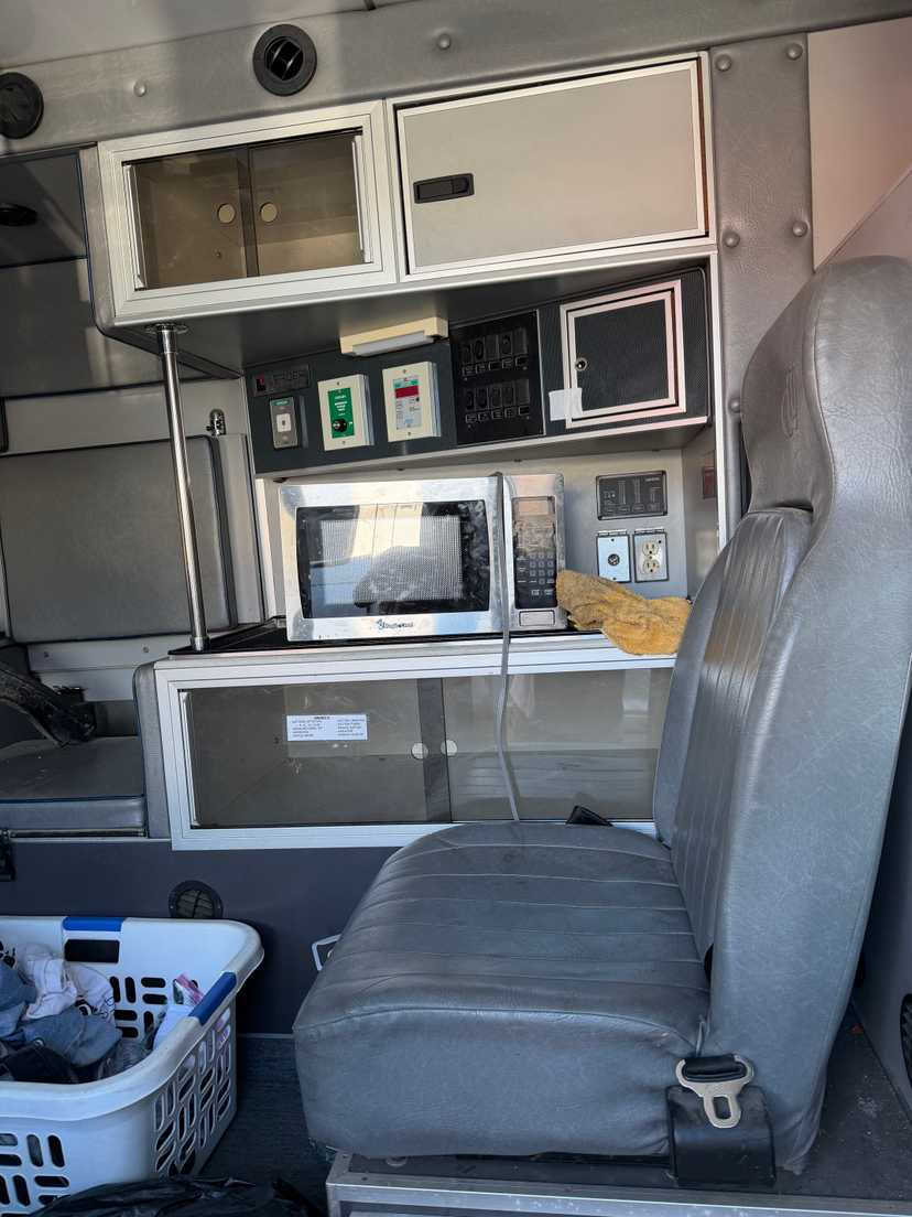 2006 Ford Type III Ambulance — photo 4