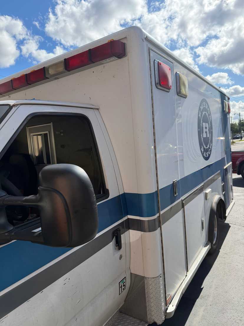 2006 Ford Type III Ambulance — photo 5