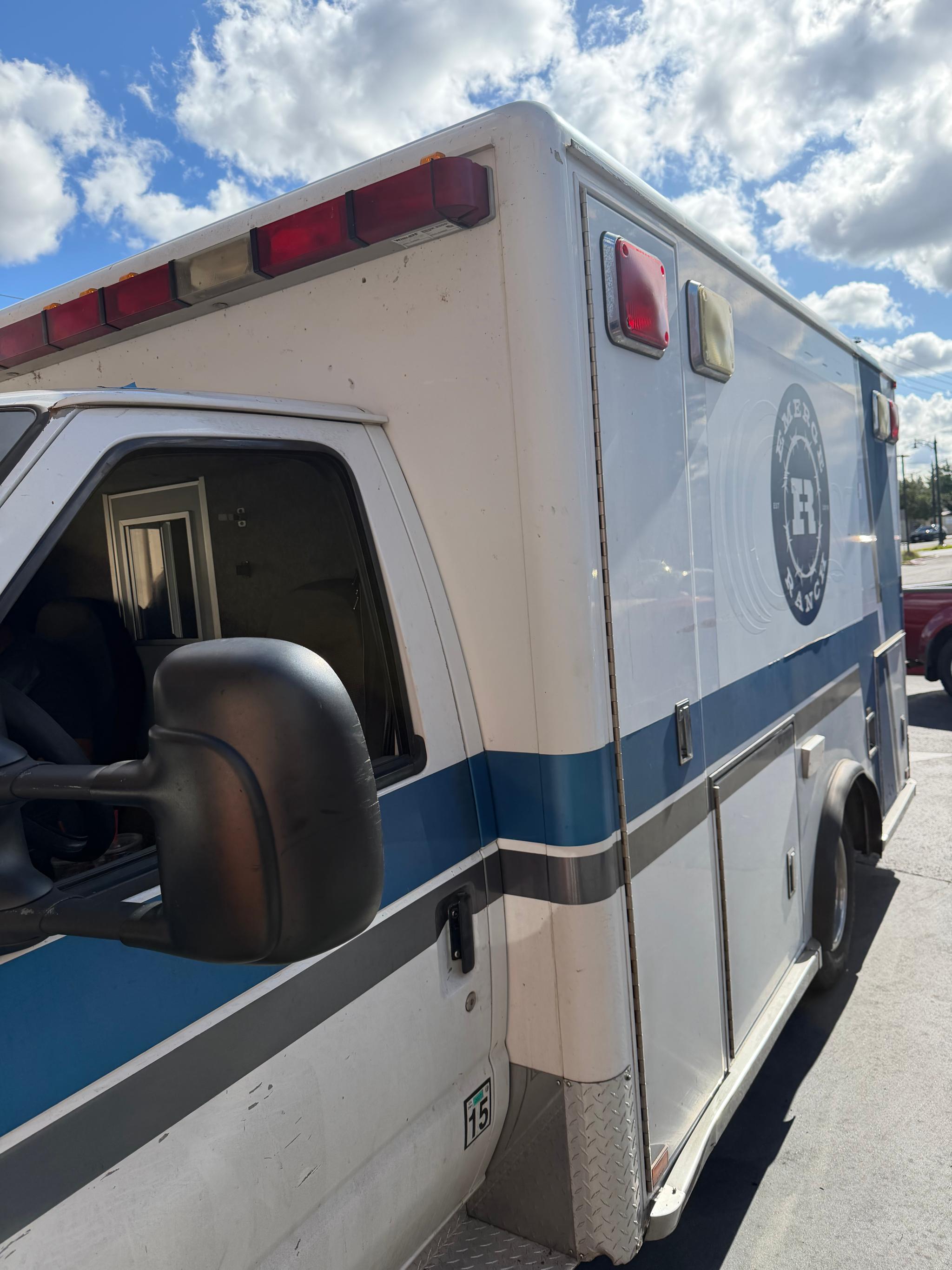 2006 Ford Type III Ambulance - image 5