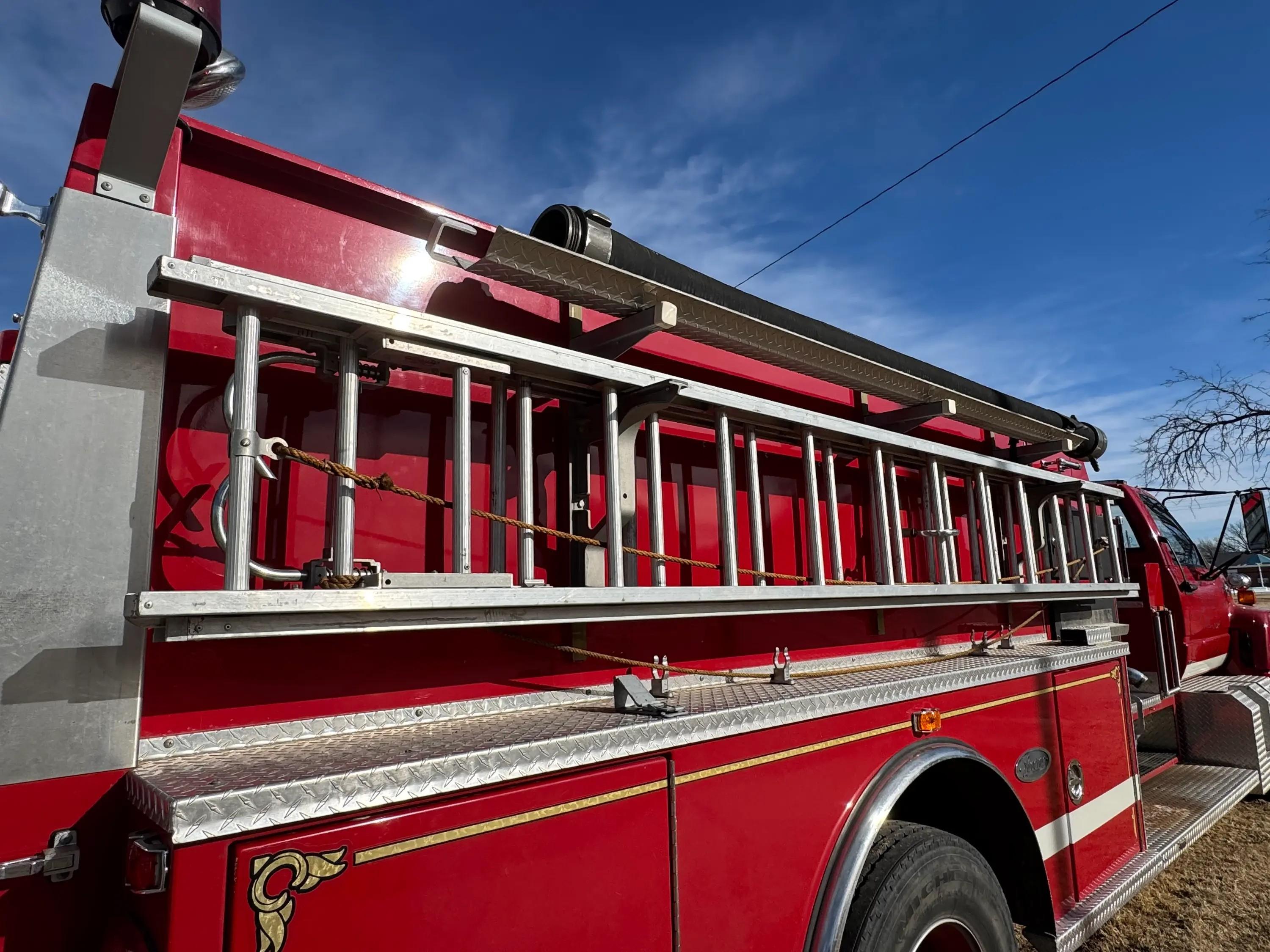 1996 Luverne GMC Pumper - image 2