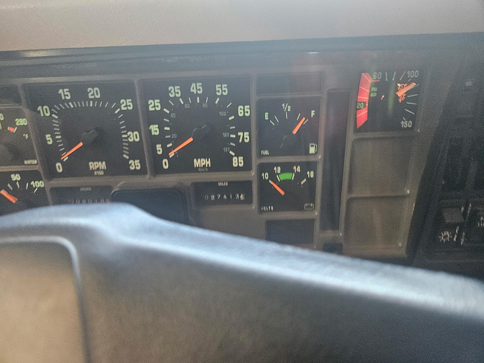 2000 International KME Pumper - image 12