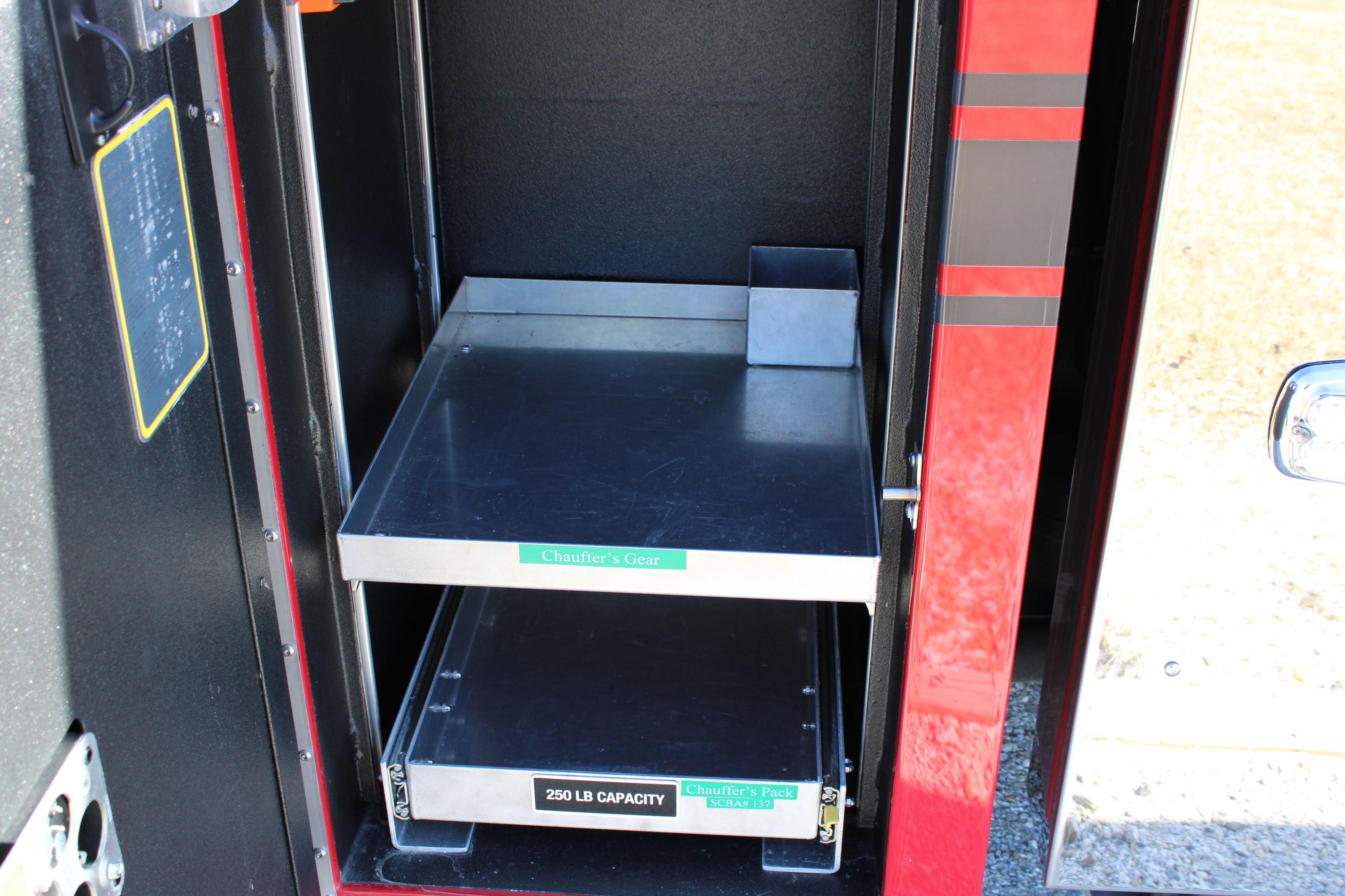 2015 Ferrara Igniter 100' Tower - image 25
