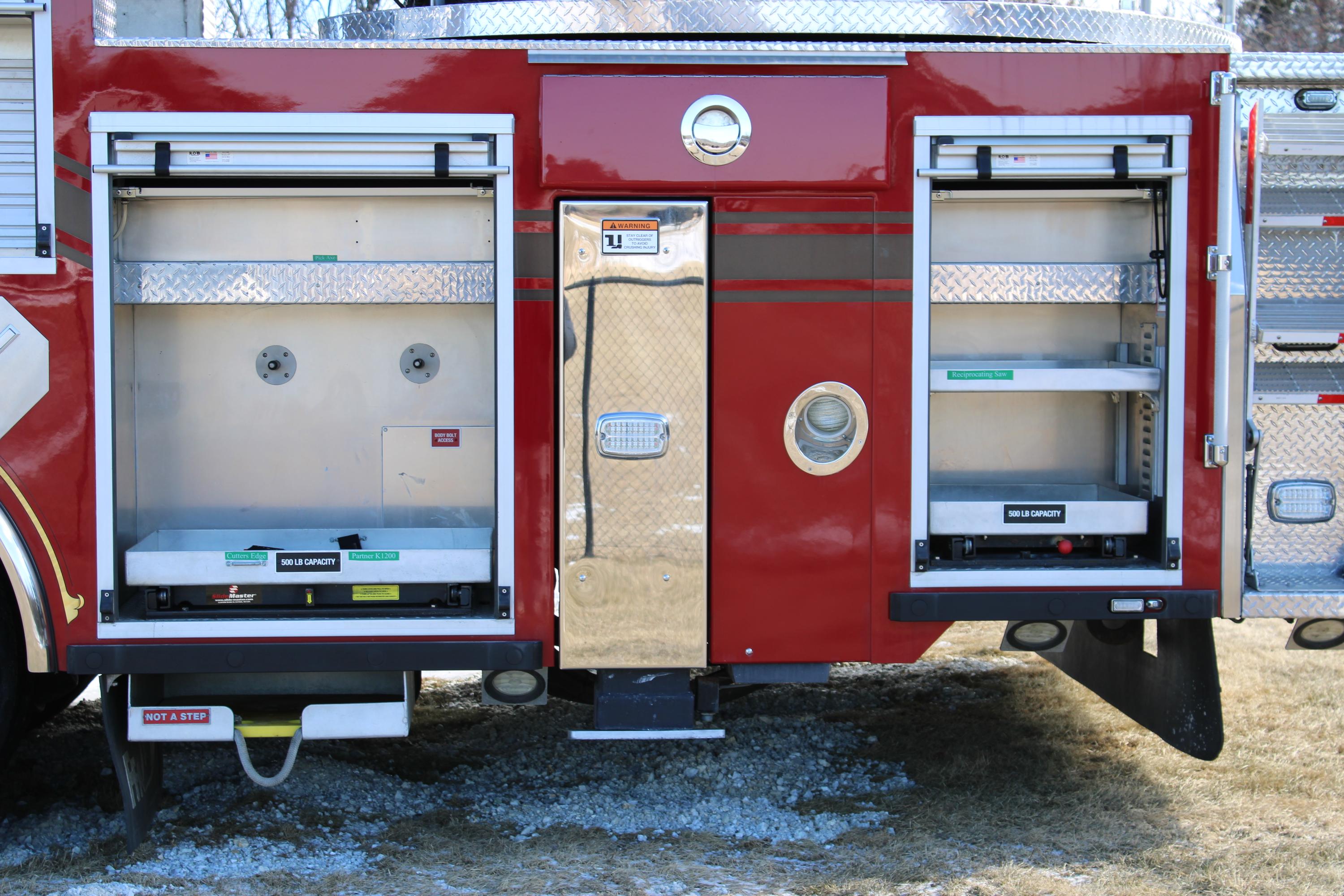 2015 Ferrara Igniter 100' Tower - image 19
