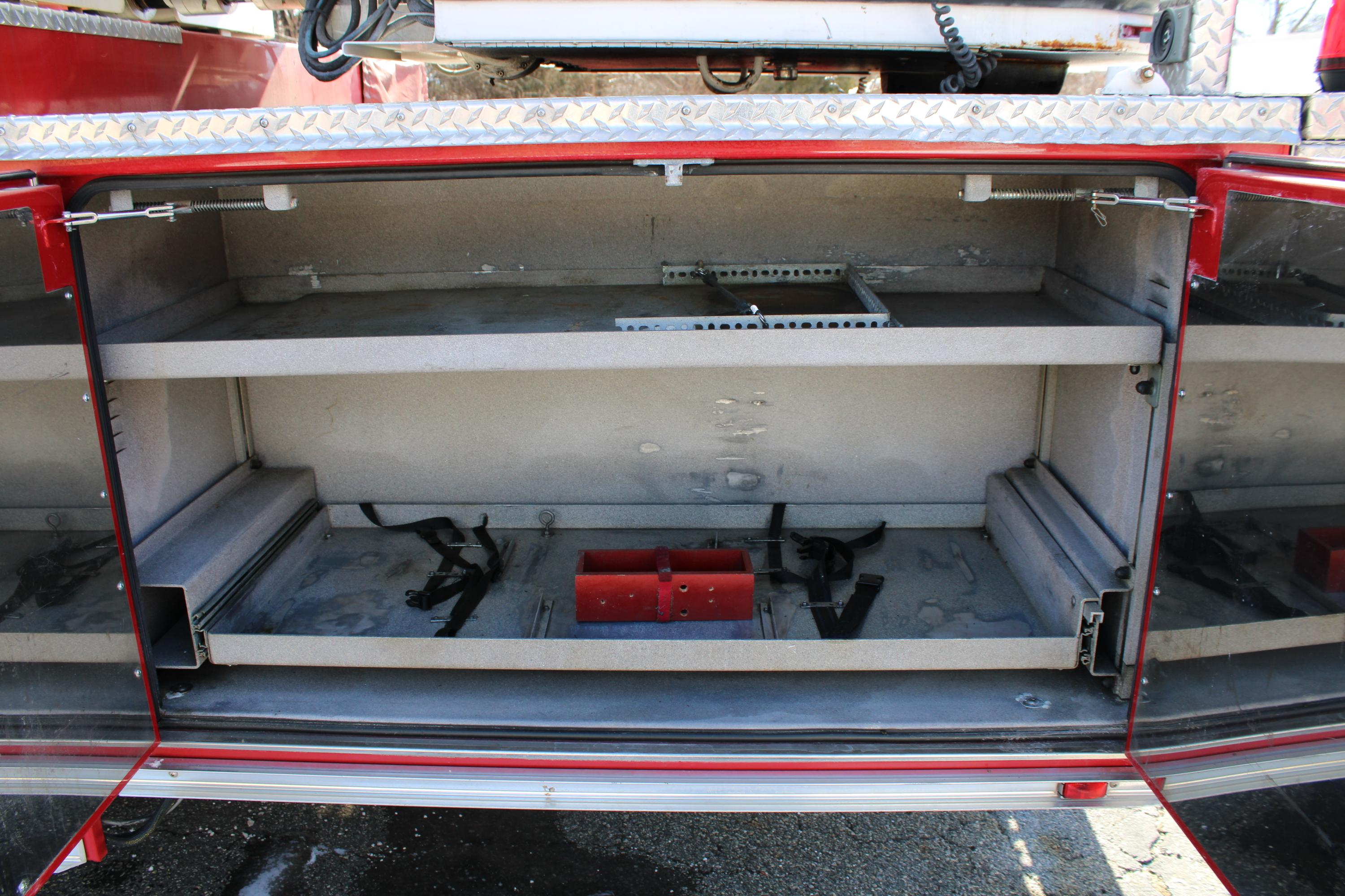 2002 Pierce Dash 95' Mid-Mount Quint - image 8