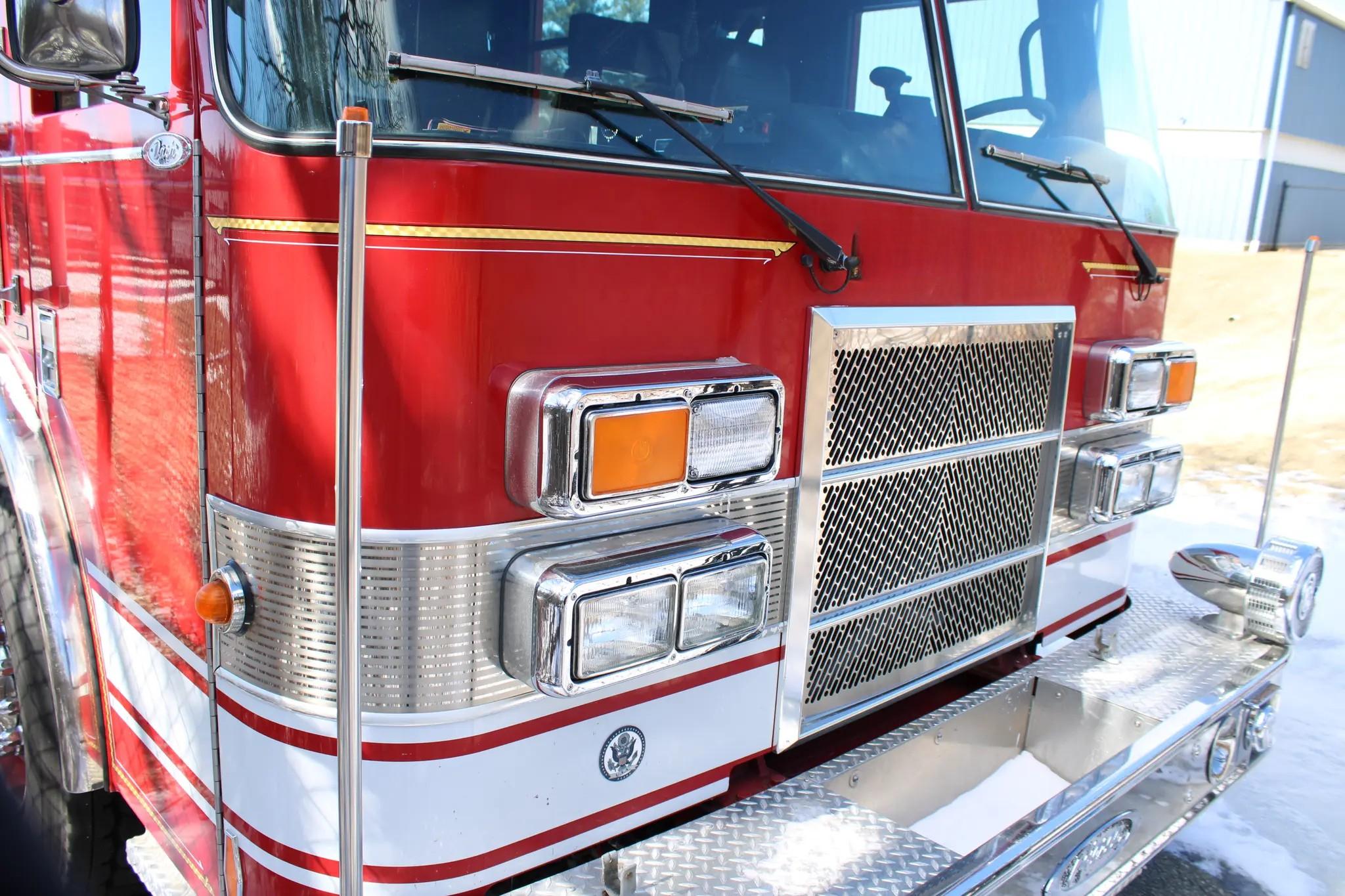 2002 Pierce Dash 95' Mid-Mount Quint - image 11