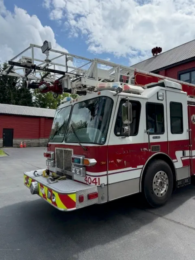 1994 Simon-Duplex 75' Quint