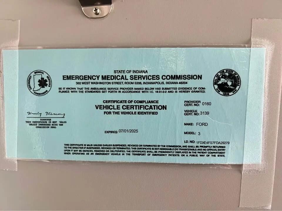 2015 Ford E450 Type III Ambulance - image 13