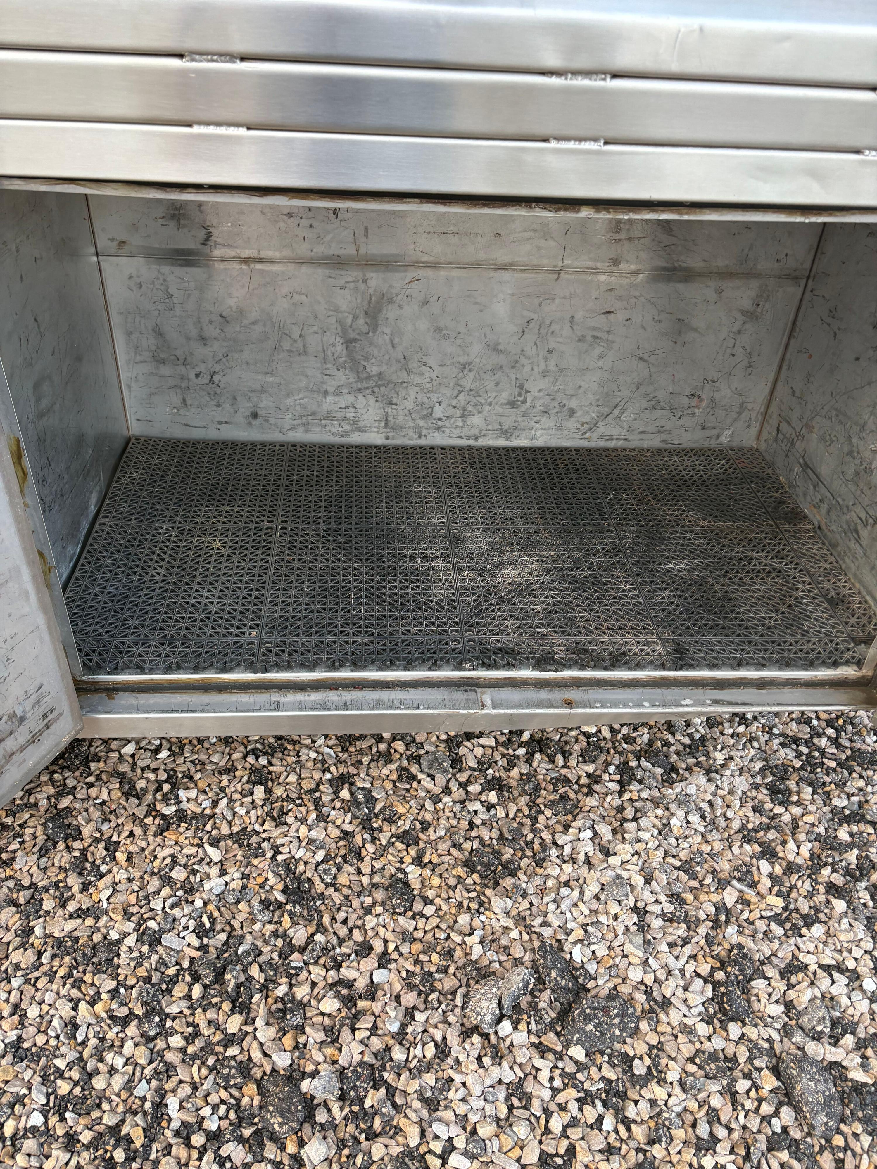 1989 International 4x4 Tanker - image 11