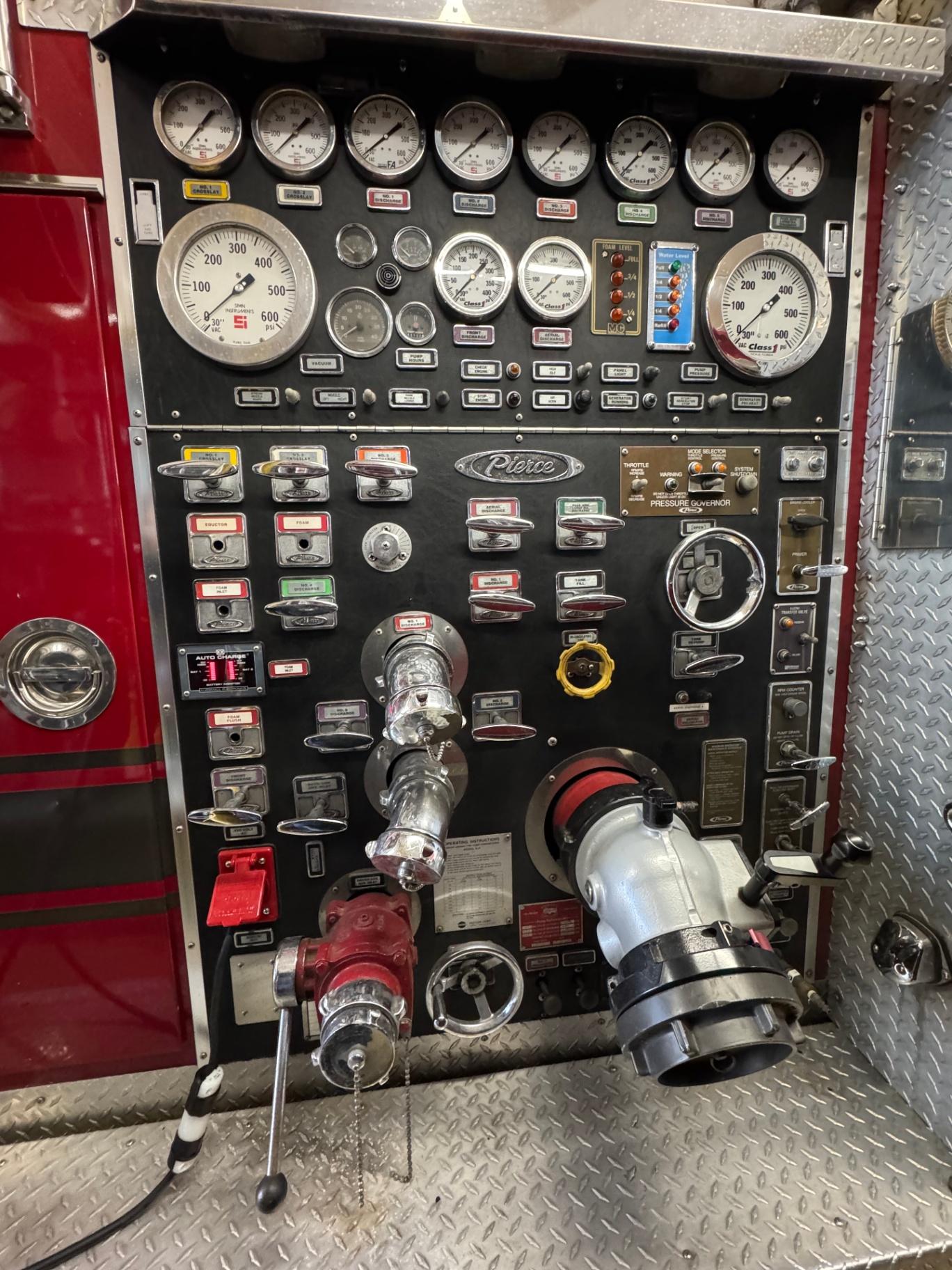 1990 Pierce Quint 75' Quint - image 21