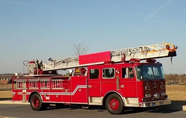 1991 Seagrave 100' RM