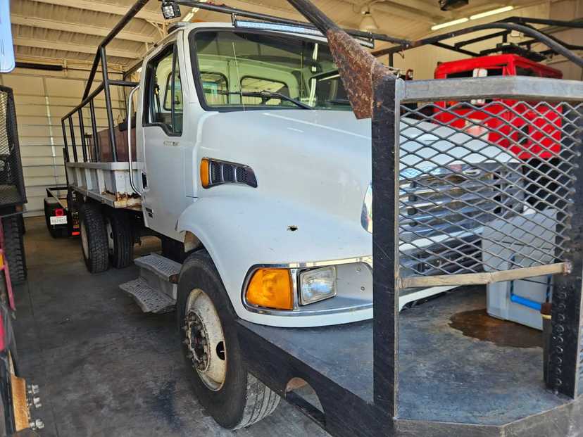 2003 Freightliner Sterling Brush Truck — photo 2