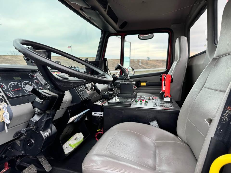 2004 Semo Freightliner Tanker - image 8