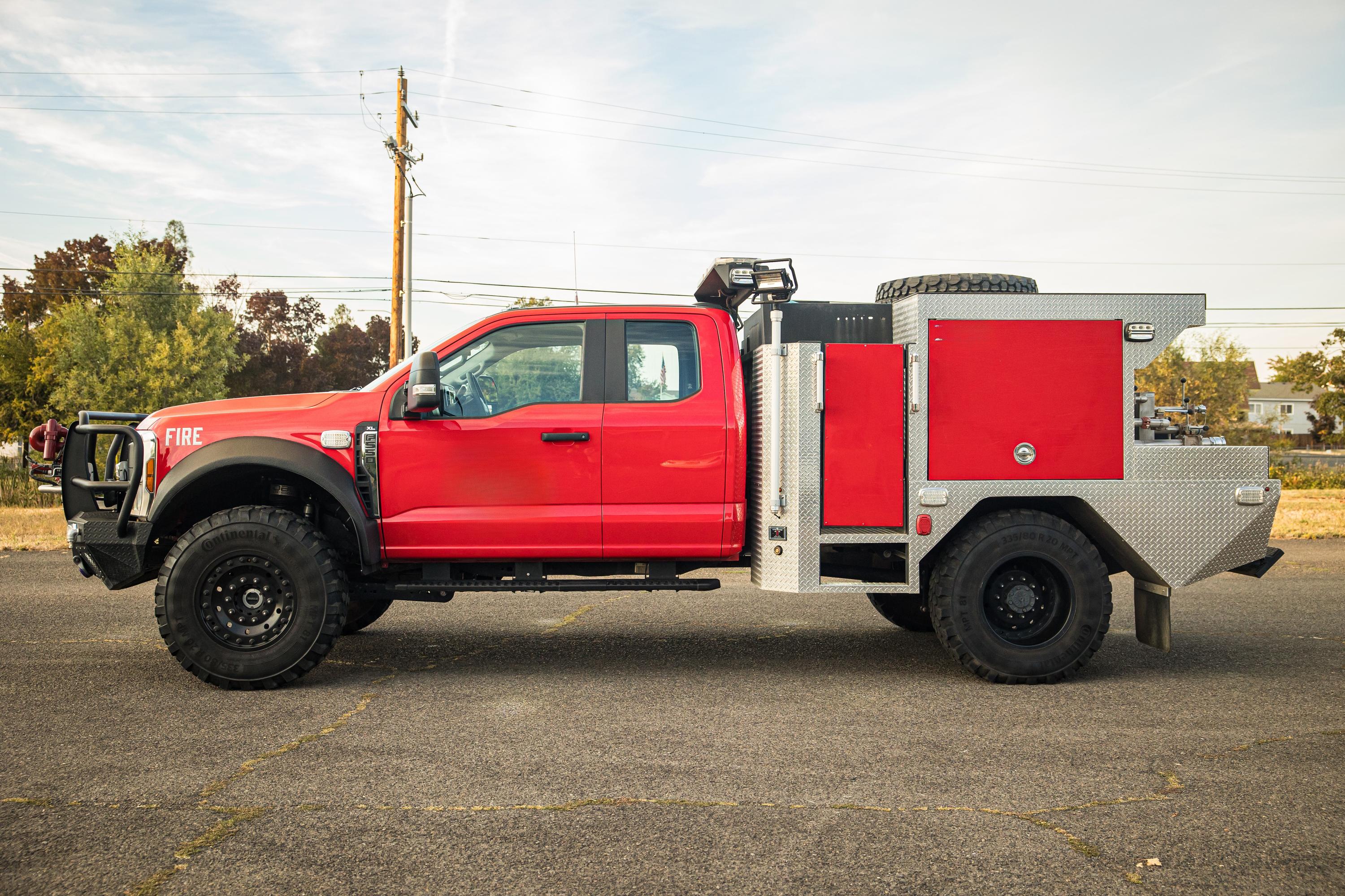 2024 Ford 550 Super Cab 4x4 Brush Truck - image 7