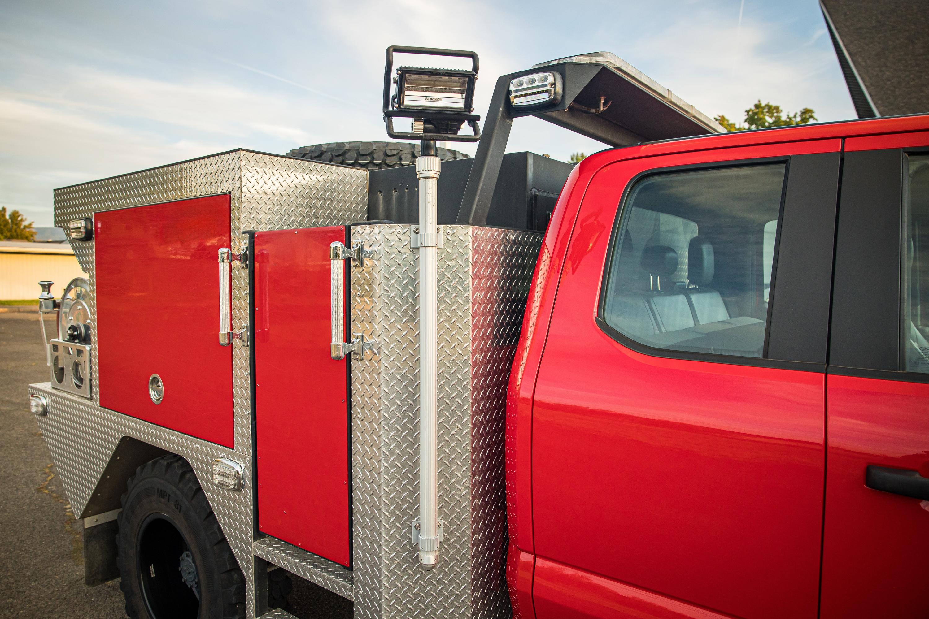 2024 Ford 550 Super Cab 4x4 Brush Truck - image 10