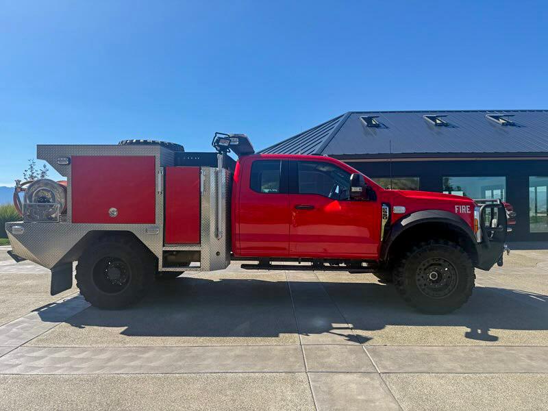 2024 Ford 550 Super Cab 4x4 Brush Truck - image 3
