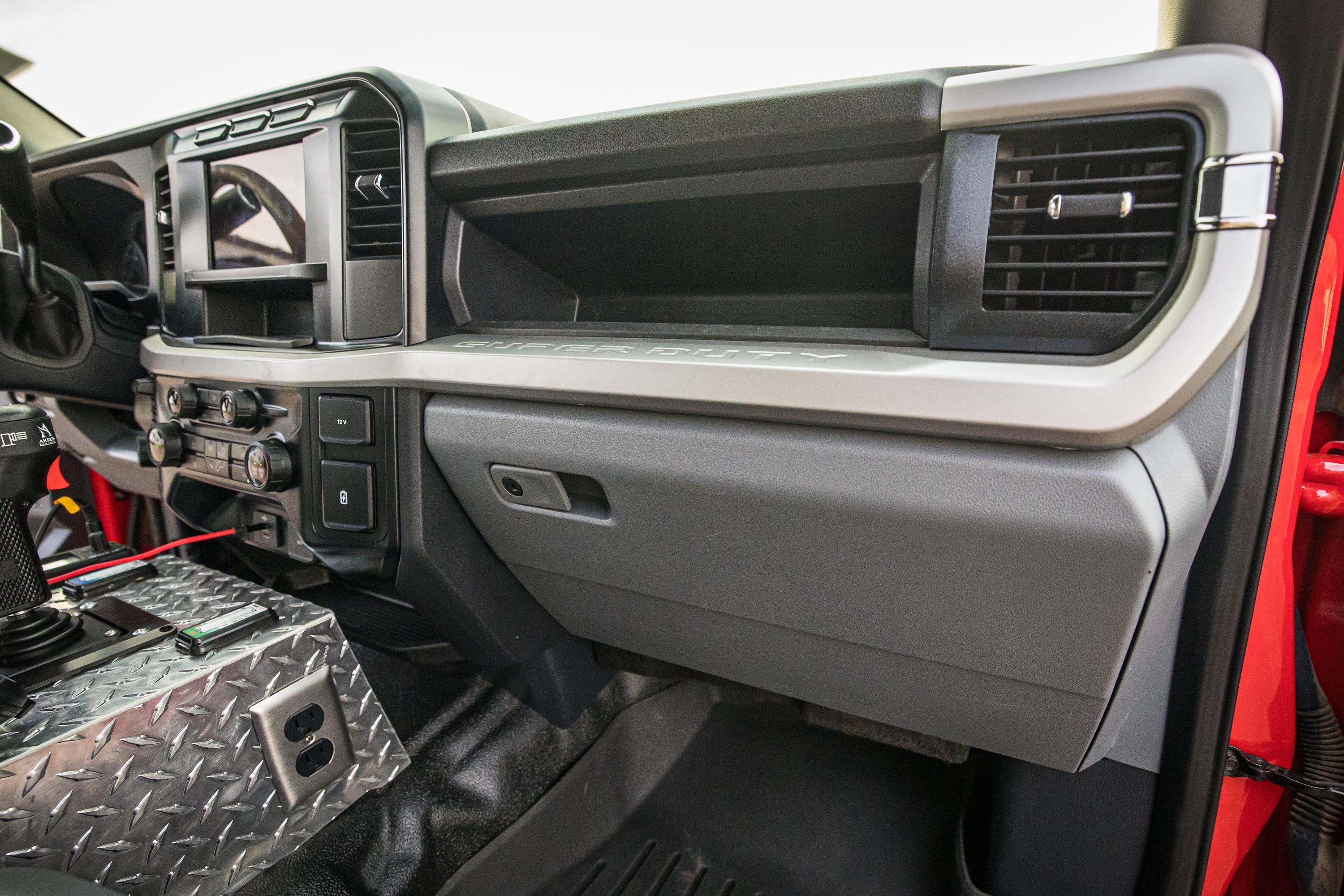 2024 Ford 550 Super Cab 4x4 Brush Truck - image 36