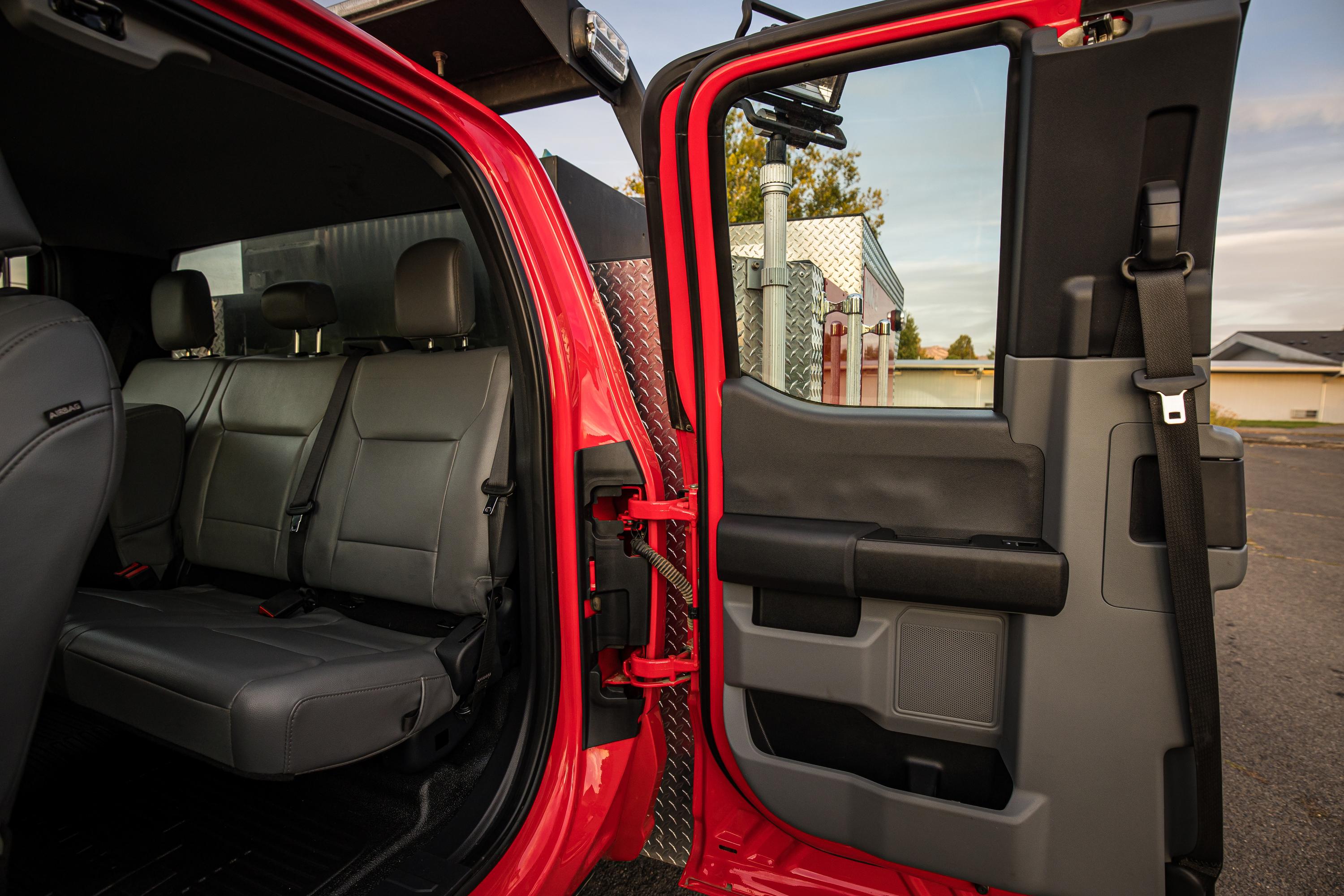 2024 Ford 550 Super Cab 4x4 Brush Truck - image 27