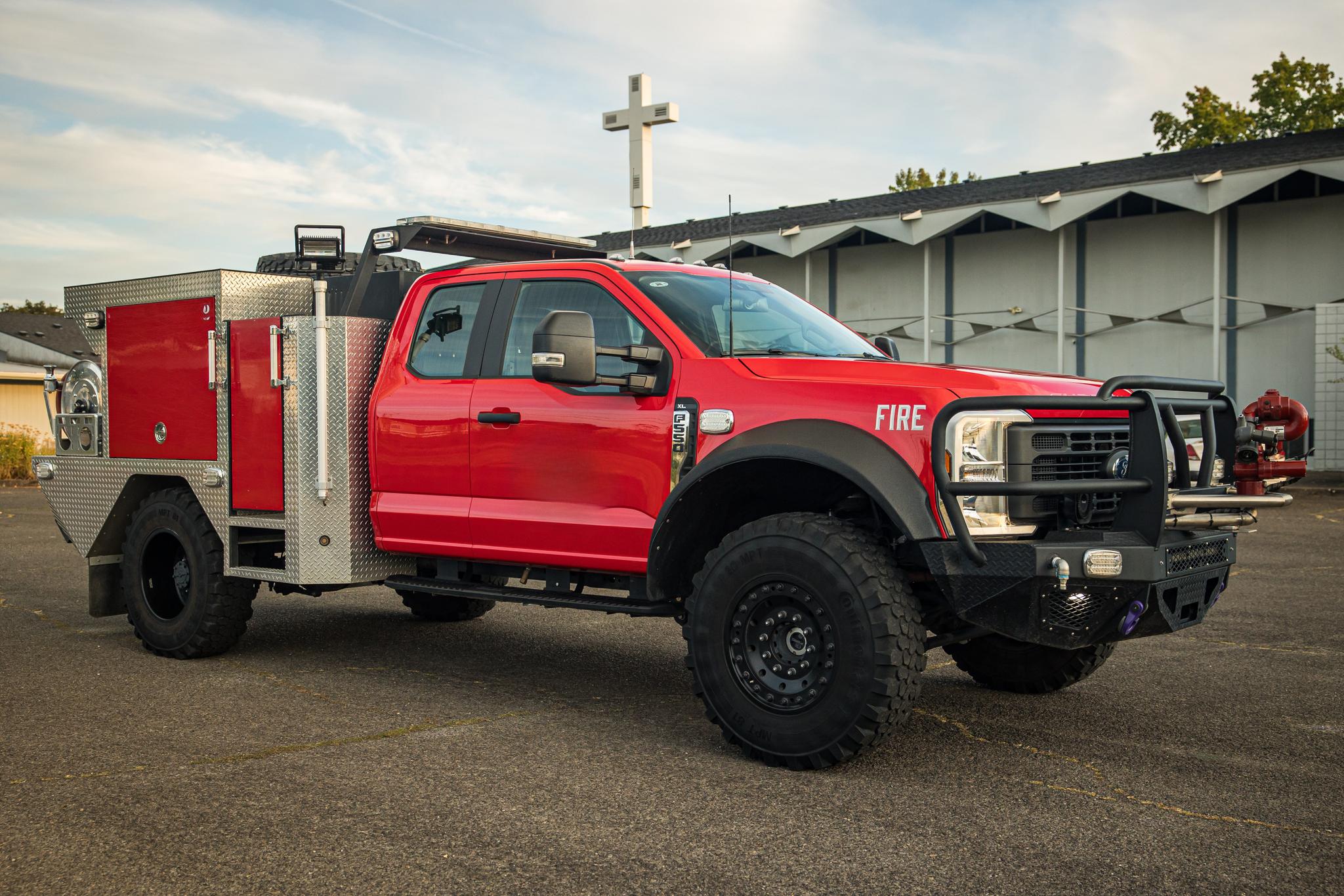 2024 Ford 550 Super Cab 4x4 Brush Truck - image 3