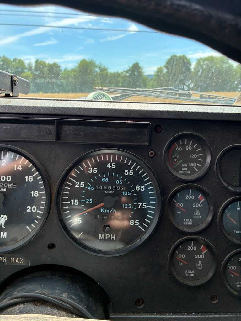 1993 Mack Dump Truck — photo 7