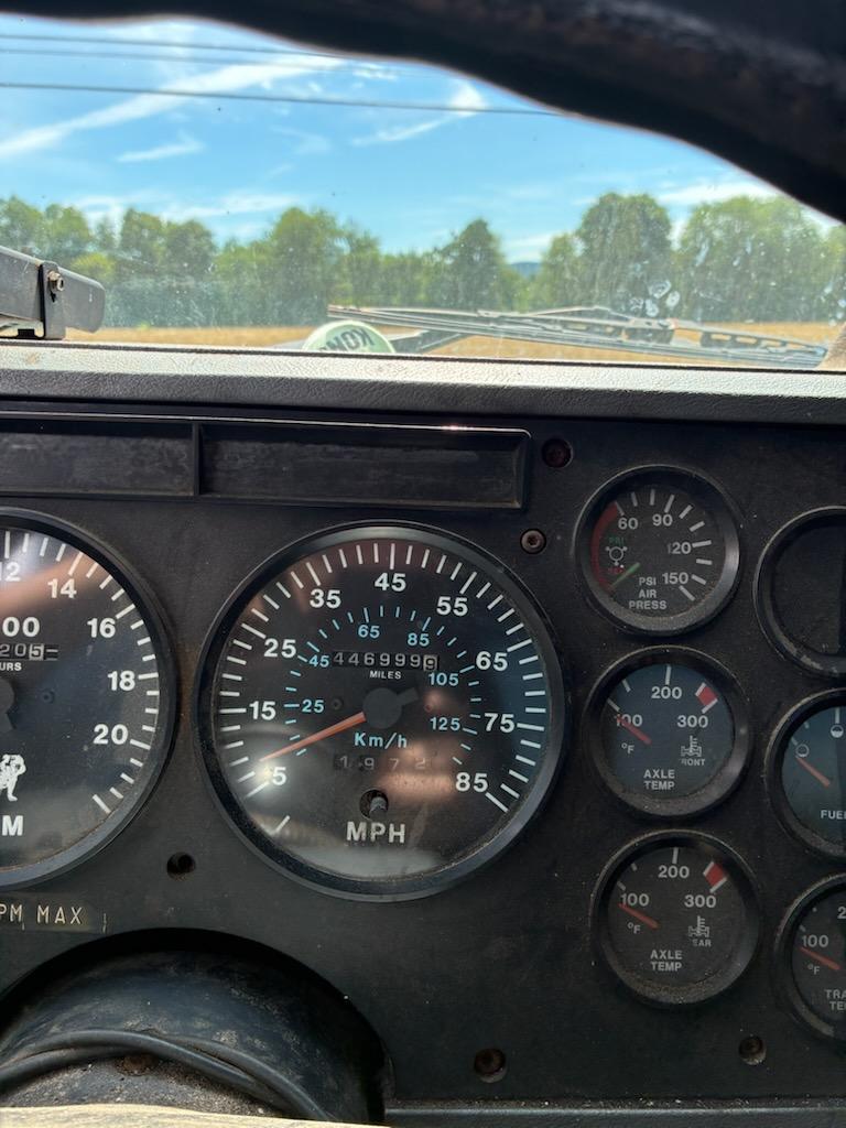 1993 Mack Dump Truck - image 7