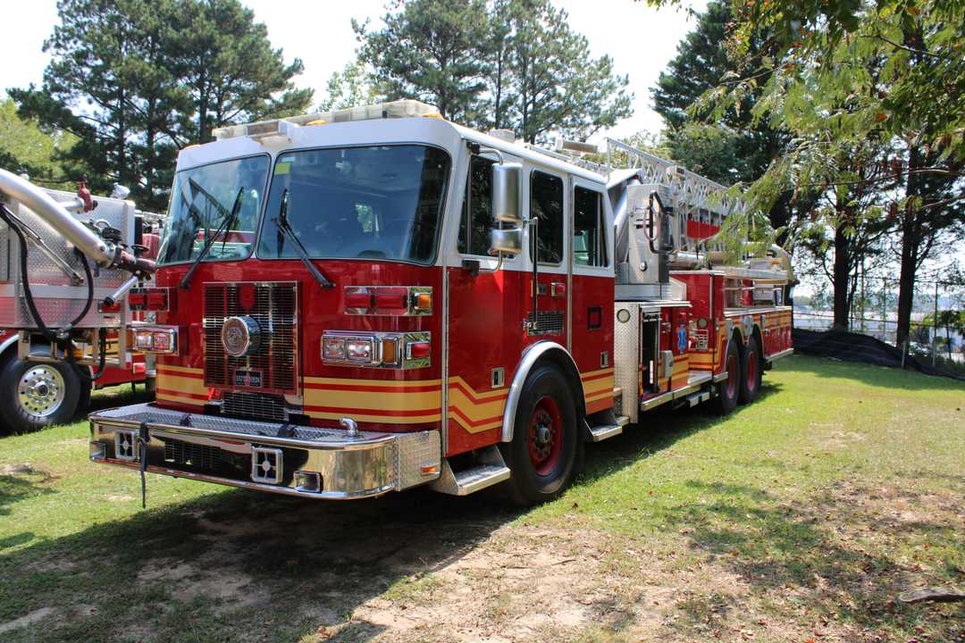 2004 Sutphen 95' 1500/300 Quint
