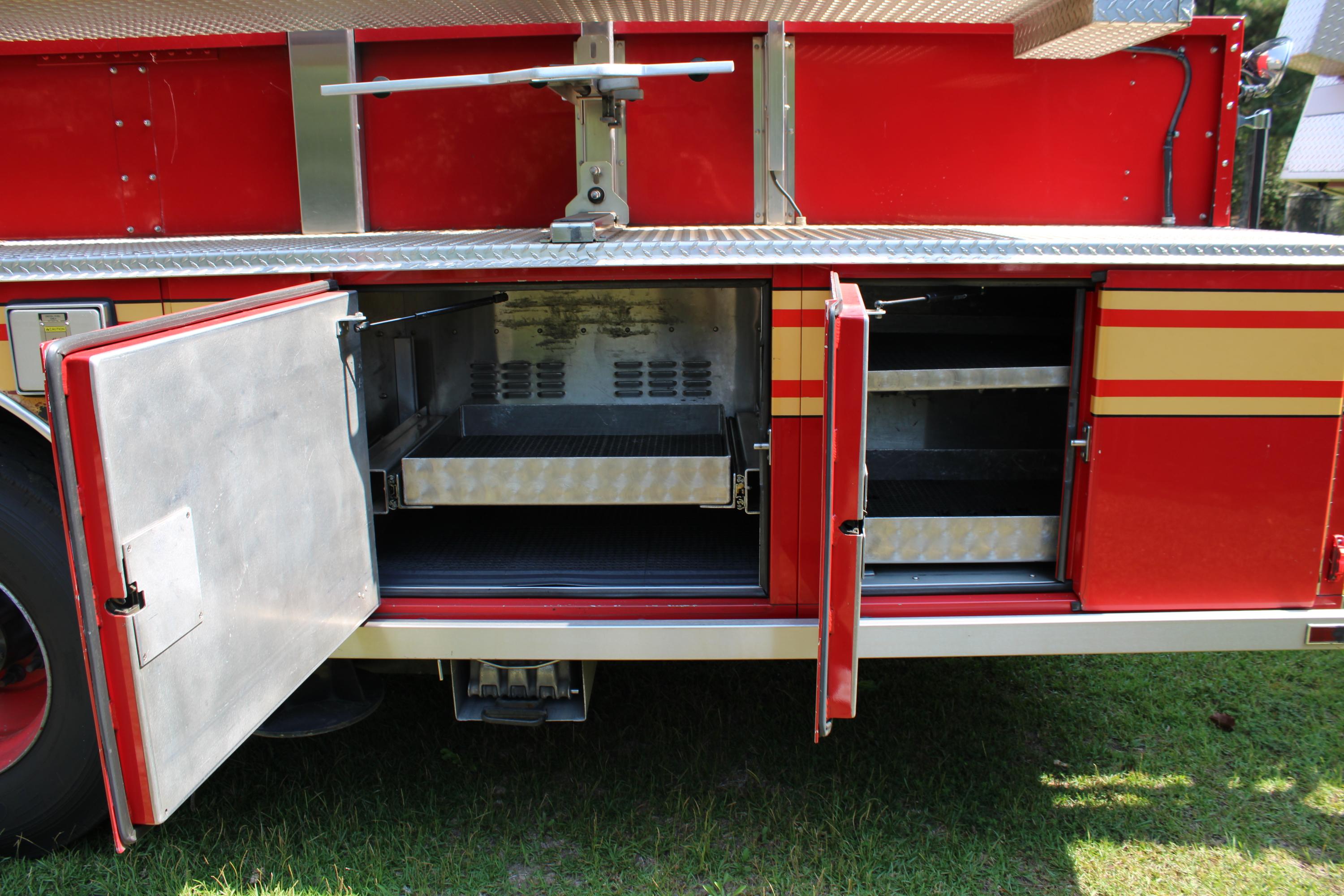 2004 Sutphen 95' 1500/300 Quint - image 9