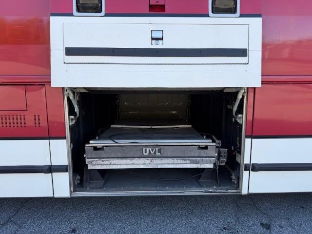 2009 Passenger Bus D4500 - 9023 - image 9