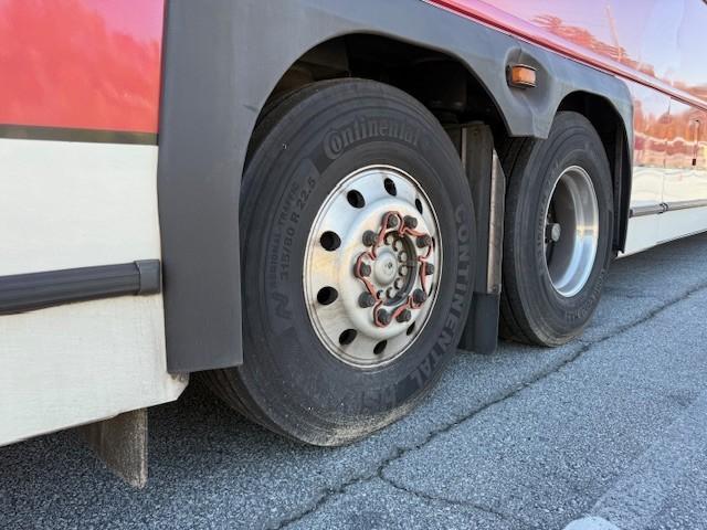 2009 Passenger Bus D4500 - 9023 - image 8
