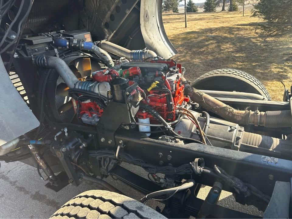 2012 Spartan Toyne 1250/1100 Engine - image 19