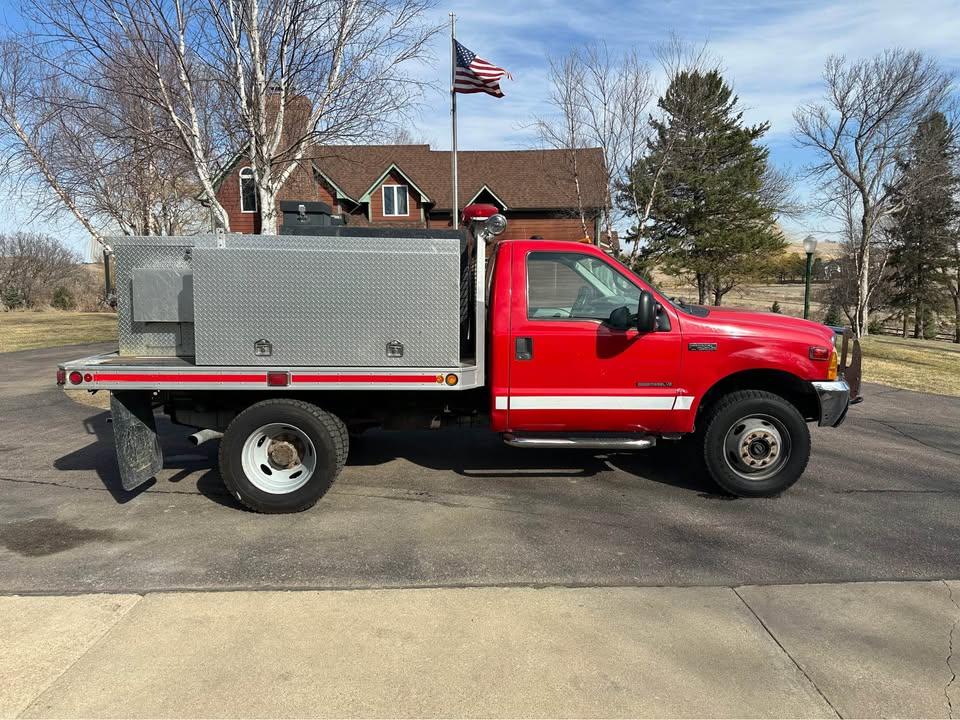 2000 F550 4x4 Quick Attack / Brush Truck - image 2