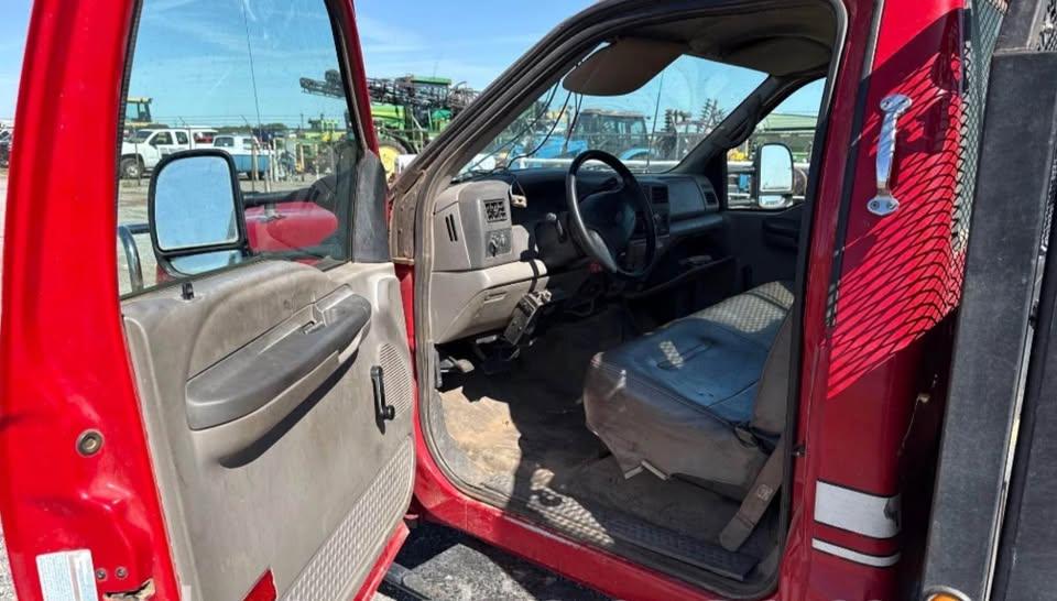 1999 Ford Brush Truck F350 4x4 - image 10
