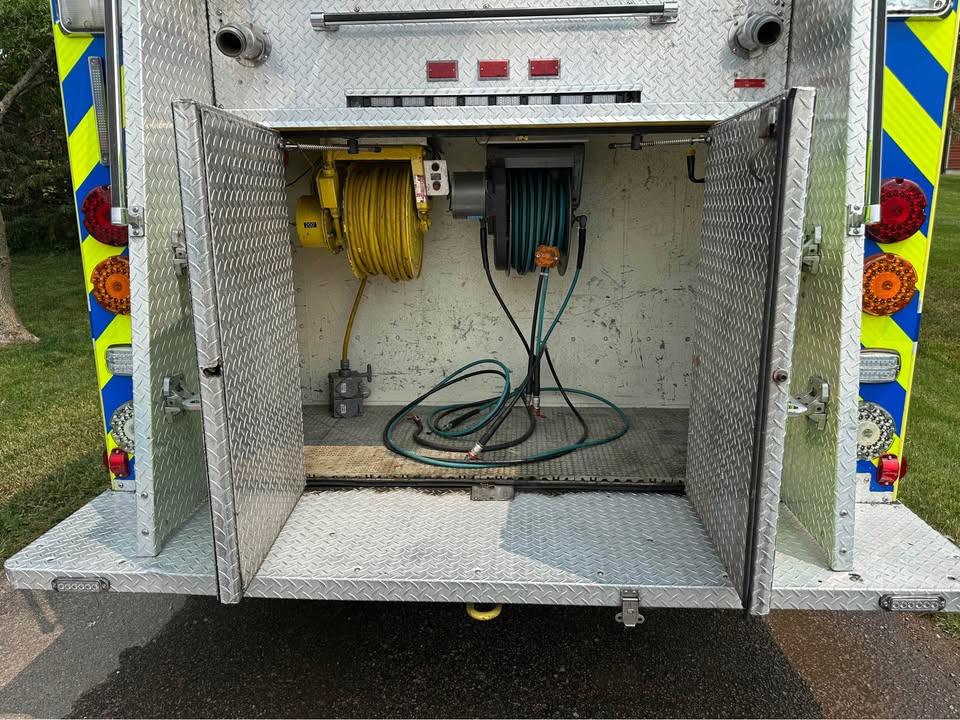 1997 Spartan Toyne 1750/1000 - image 7
