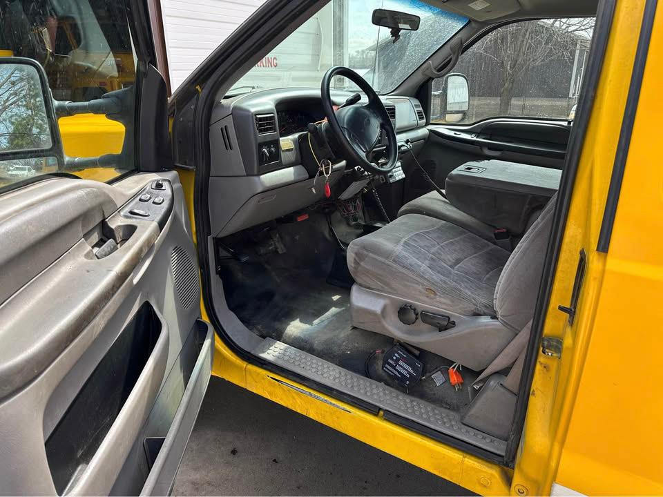 2000 Ford F-250 4x4 Brush Truck - image 7