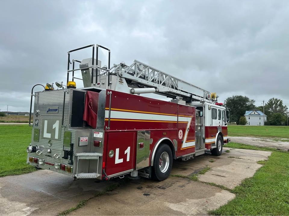 2003 American LaFrance 75' Quint - image 9