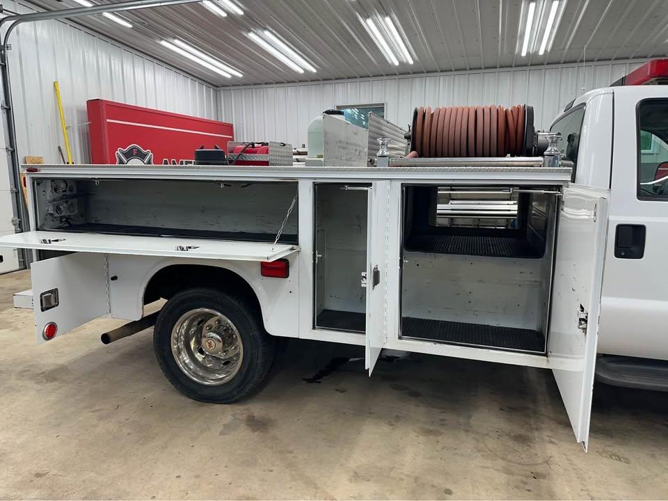 2003 Ford F-550 4x4 Brush Truck - image 6