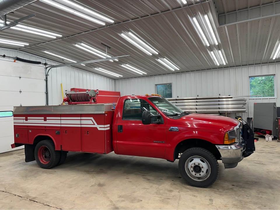2001 Ford 4x4 Brush Truck - image 3