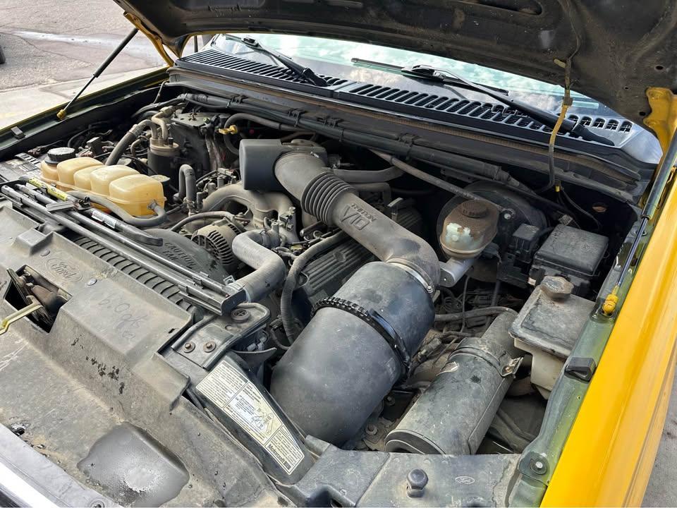 2000 Ford F-250 4x4 Brush Truck - image 11