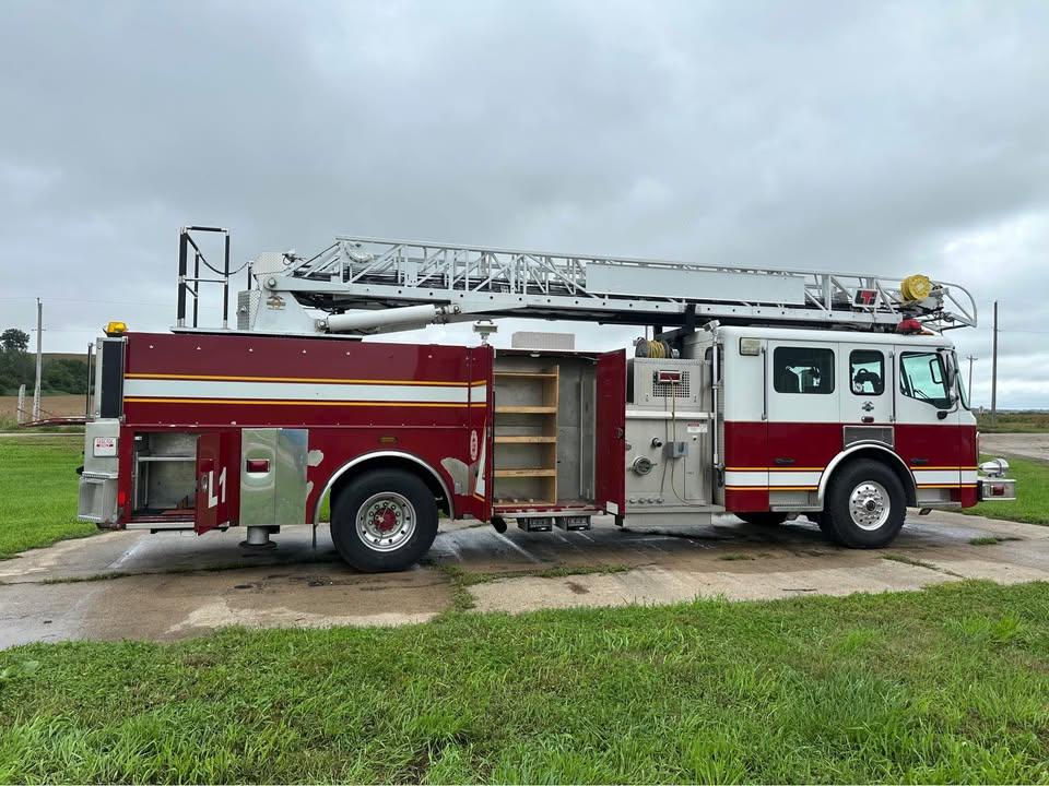 2003 American LaFrance 75' Quint - image 8