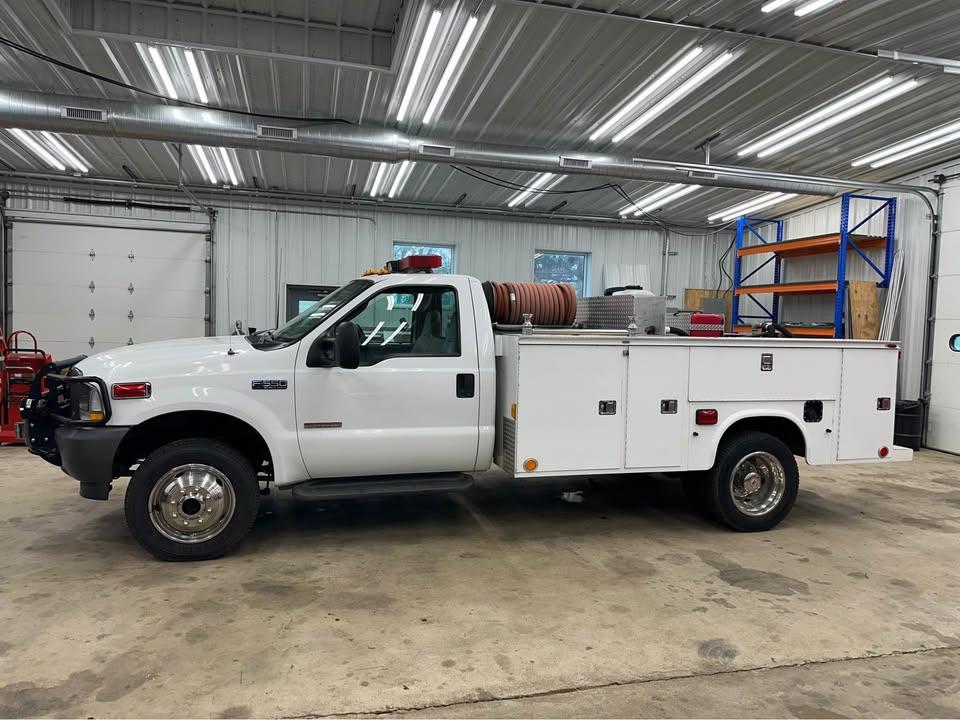 2003 Ford F-550 4x4 Brush Truck - image 3