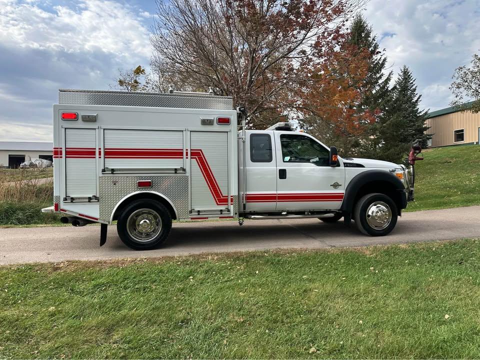 2012 Ford F-550 4x4 Quick Attack - image 3