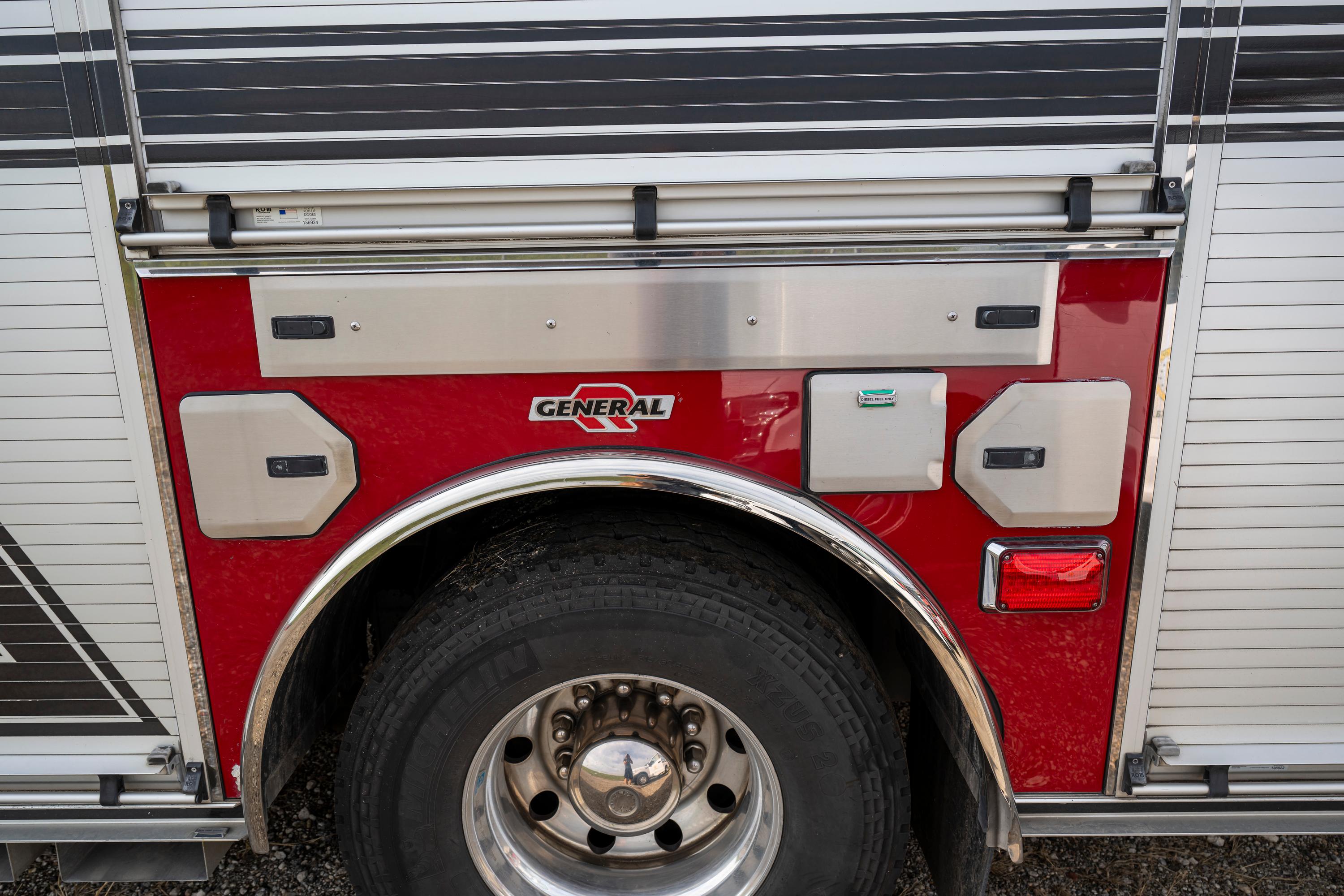 2011 Rosenbauer Spartan Pumper - image 128