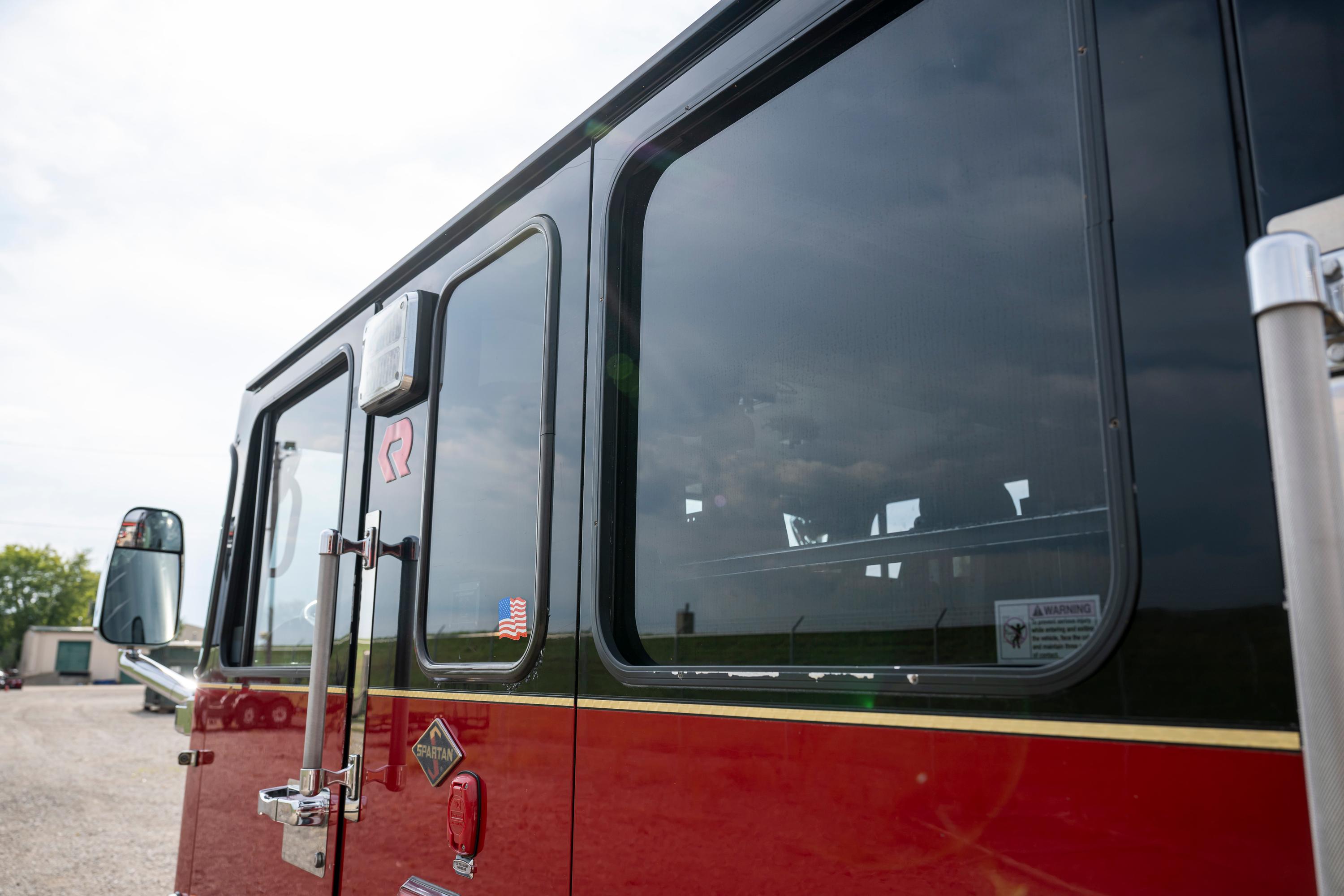 2011 Rosenbauer Spartan Pumper - image 43