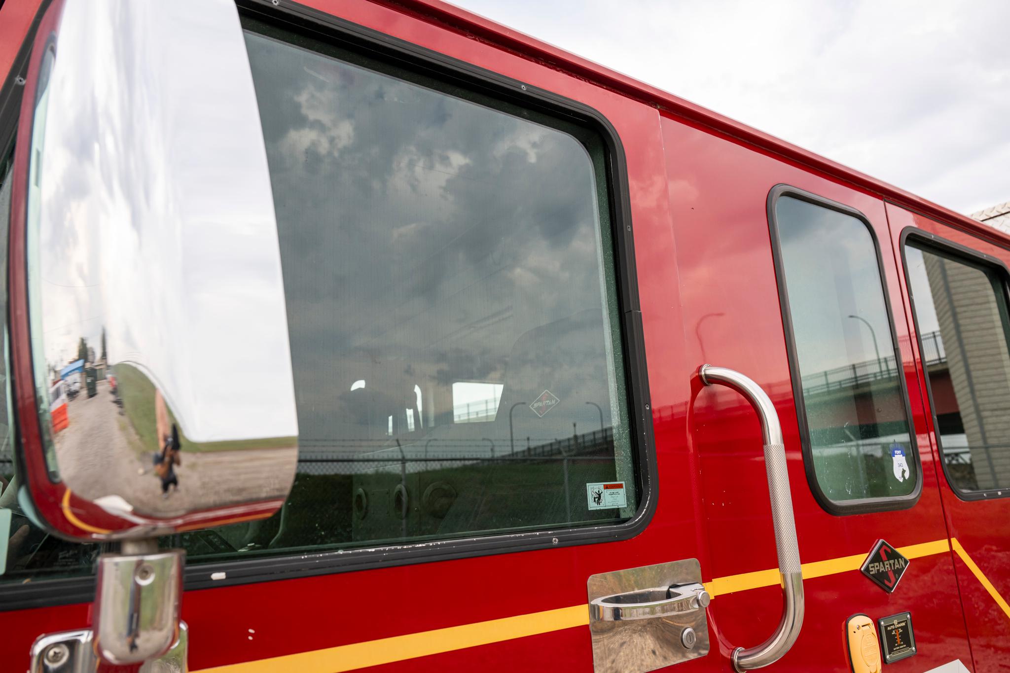 2004 Crimson Spartan Heavy Rescue - image 3