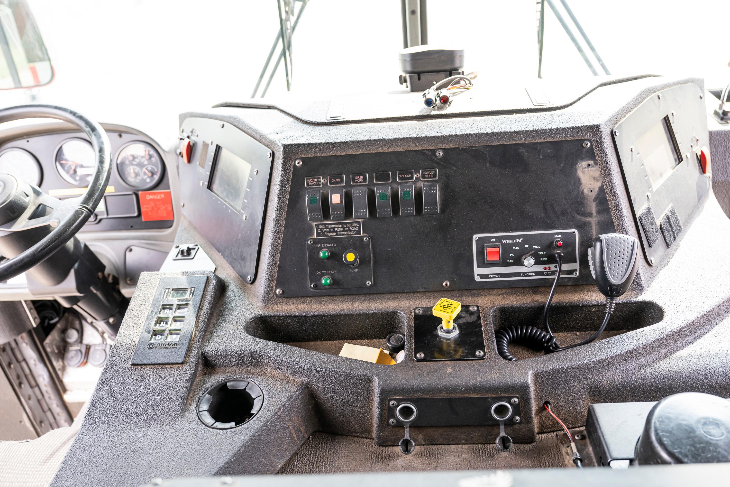 2011 Rosenbauer Spartan Pumper - image 88