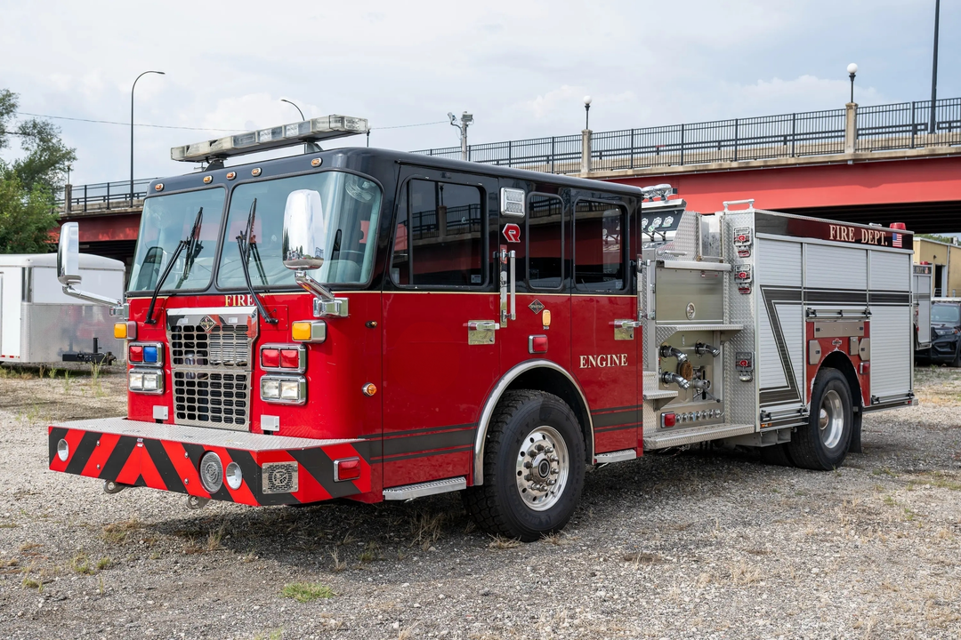 2011 Rosenbauer Spartan Pumper