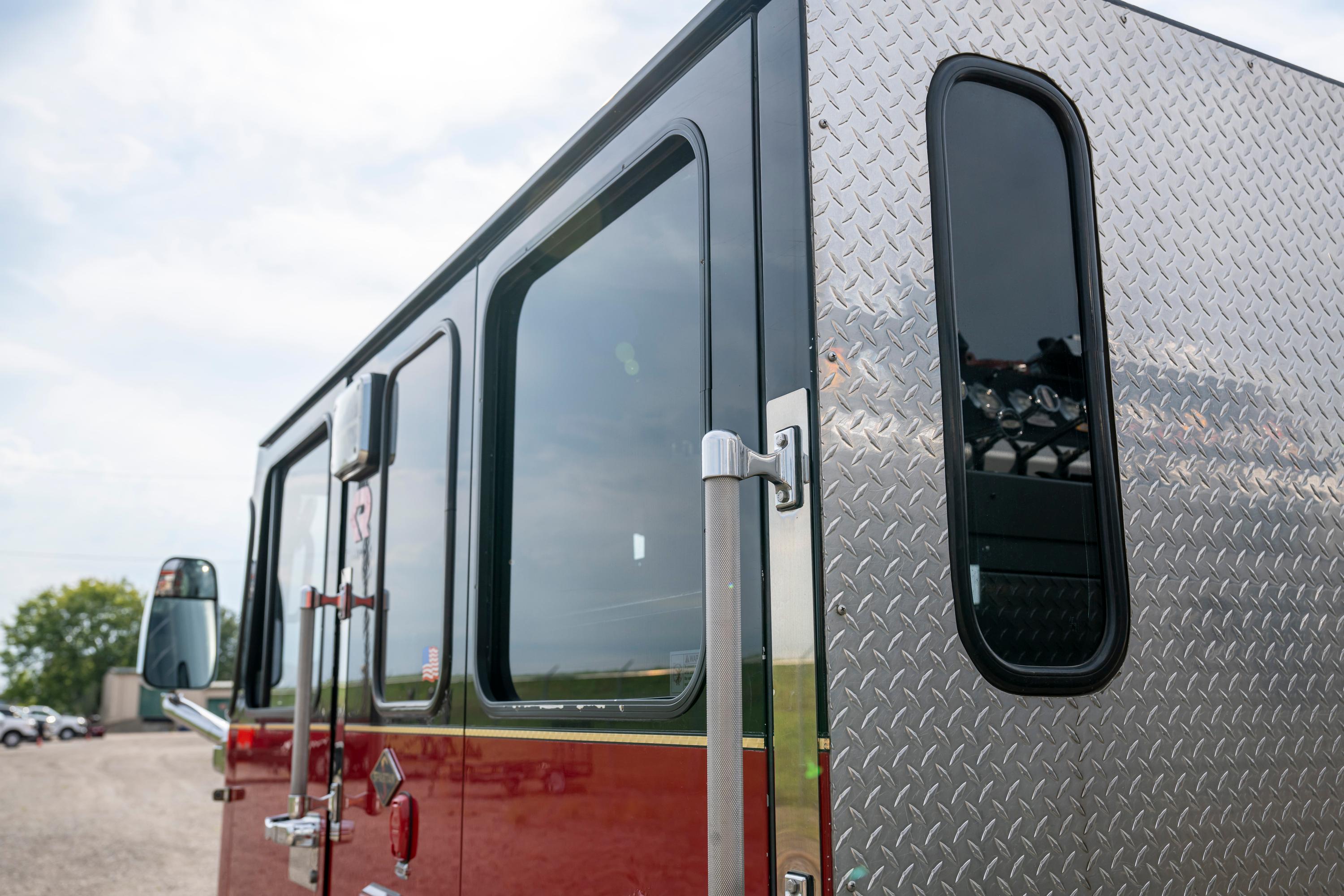 2011 Rosenbauer Spartan Pumper - image 27