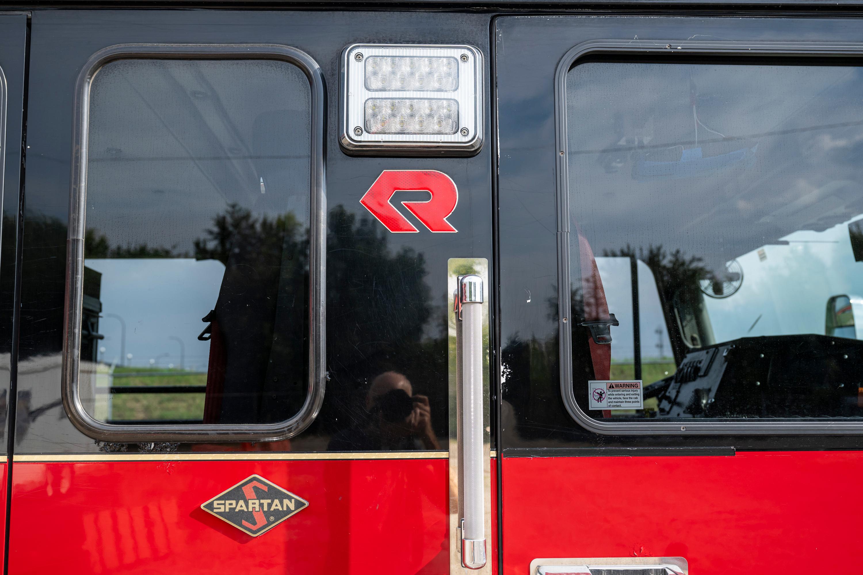 2011 Rosenbauer Spartan Pumper - image 37
