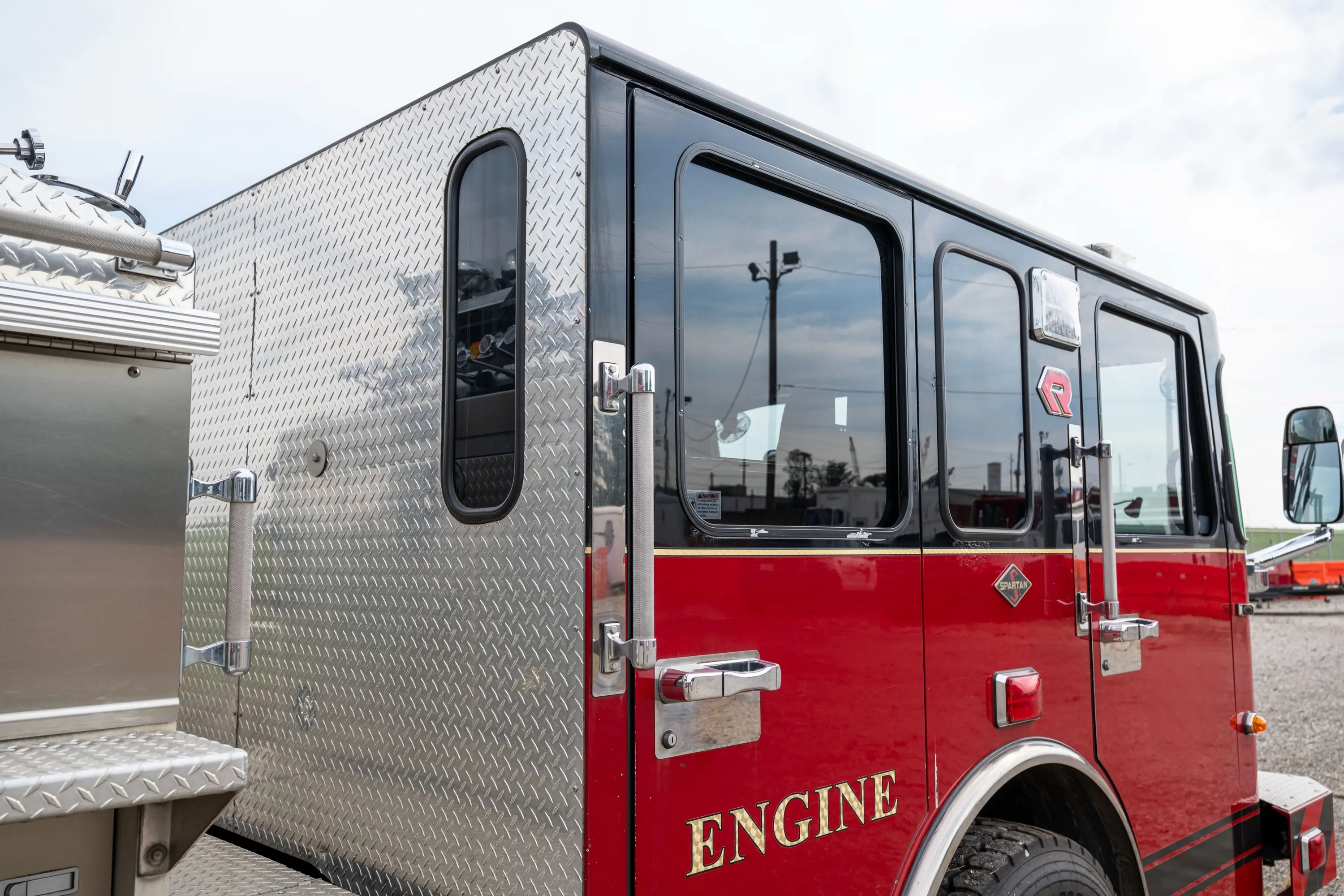 2011 Rosenbauer Spartan Pumper - image 41